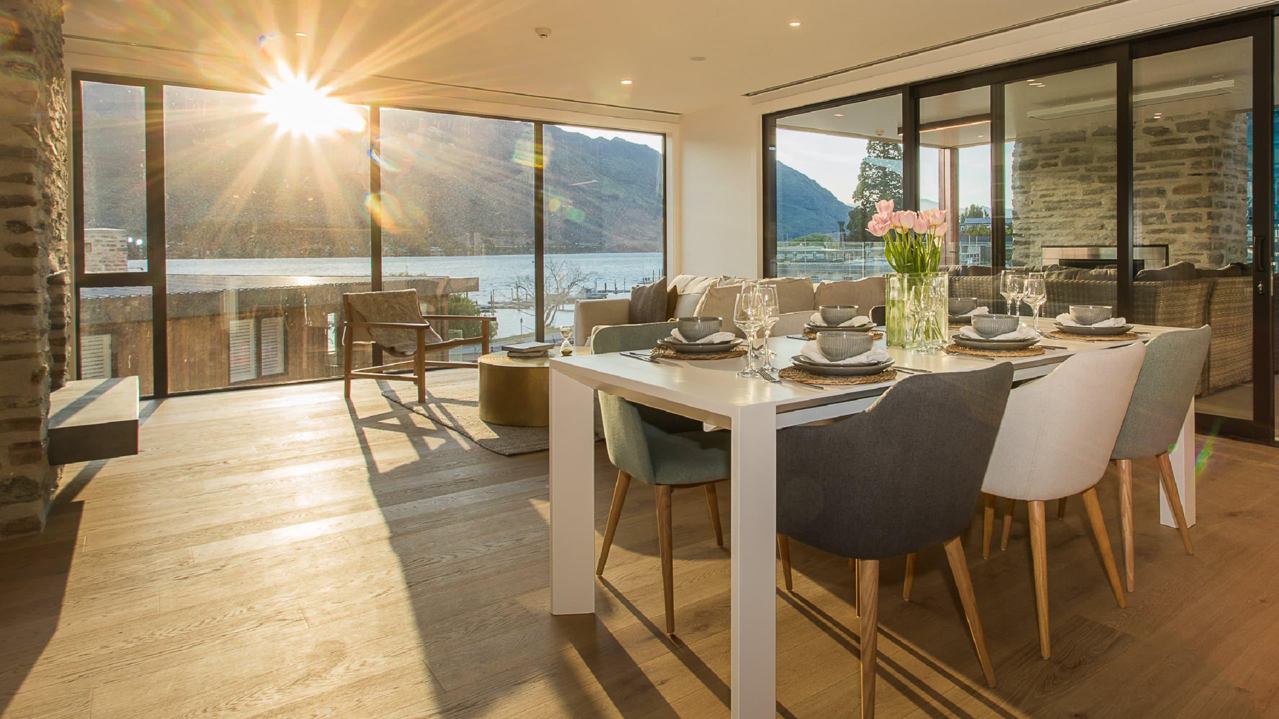 Showroom Dining v2