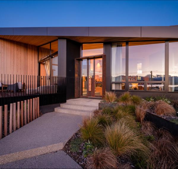  Hideaway on Warren at Sotheby’s Luxury Rental Homes thumbnail