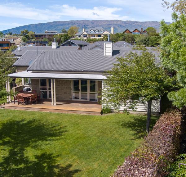  Meadowstone Executive Villa thumbnail