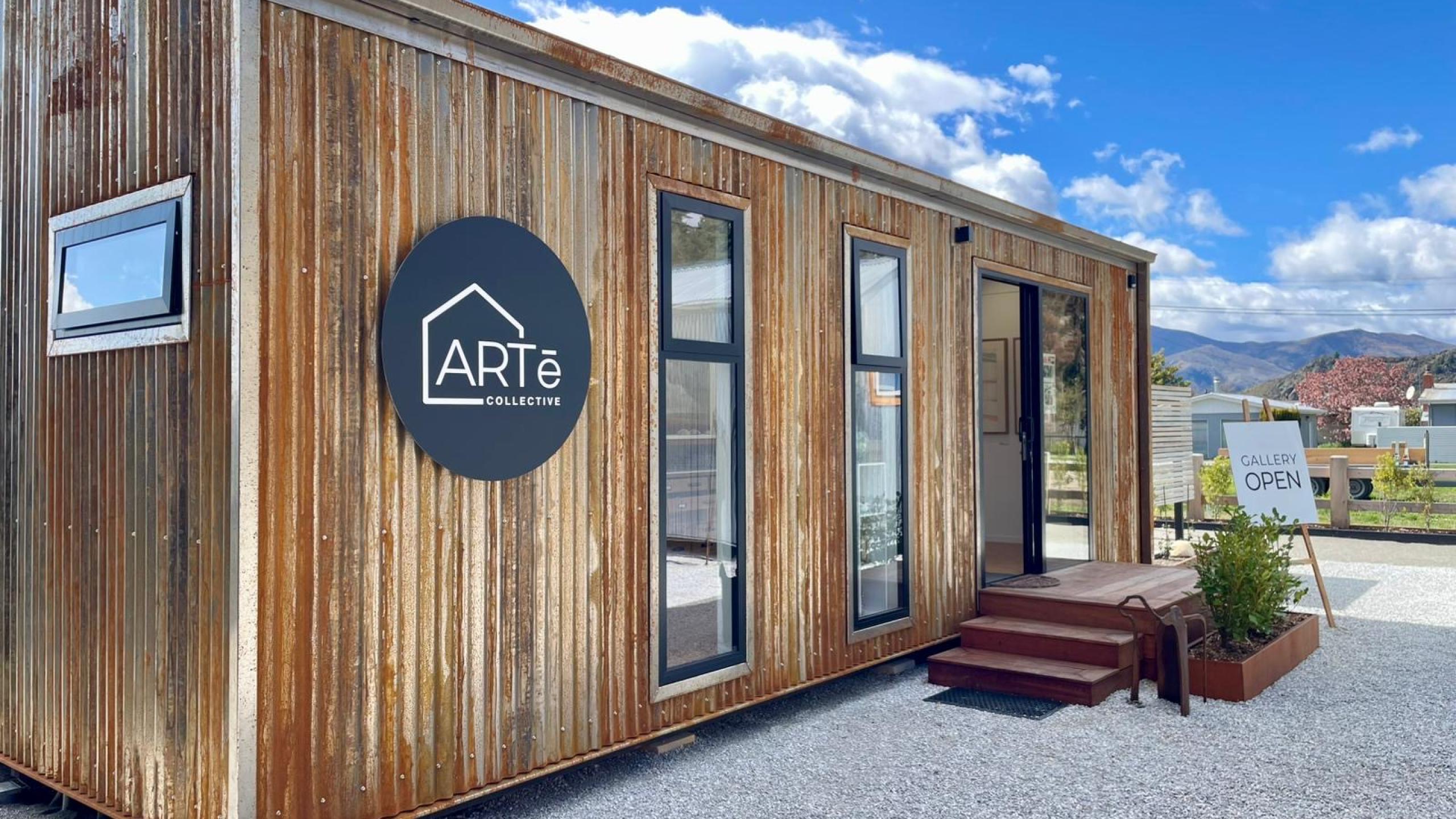 Arte Collective Gallery v2
