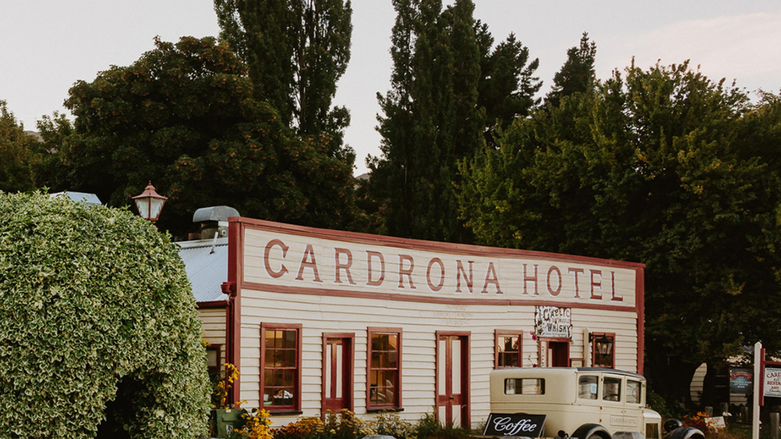 250216 Wanaka Famil Cardrona Hotel 1019 SQ crop