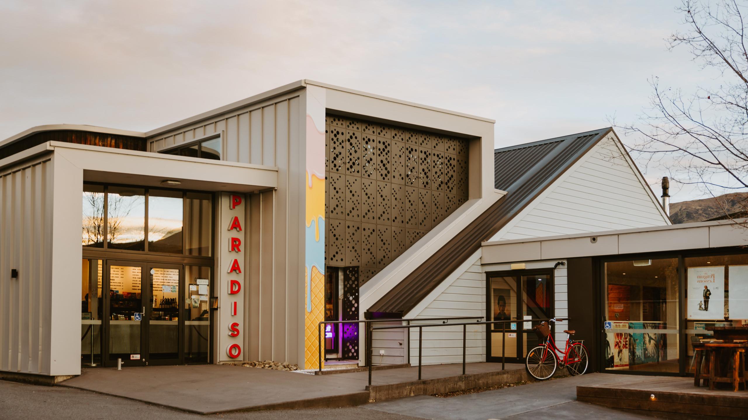 Paradiso Sunset Closer Low Res