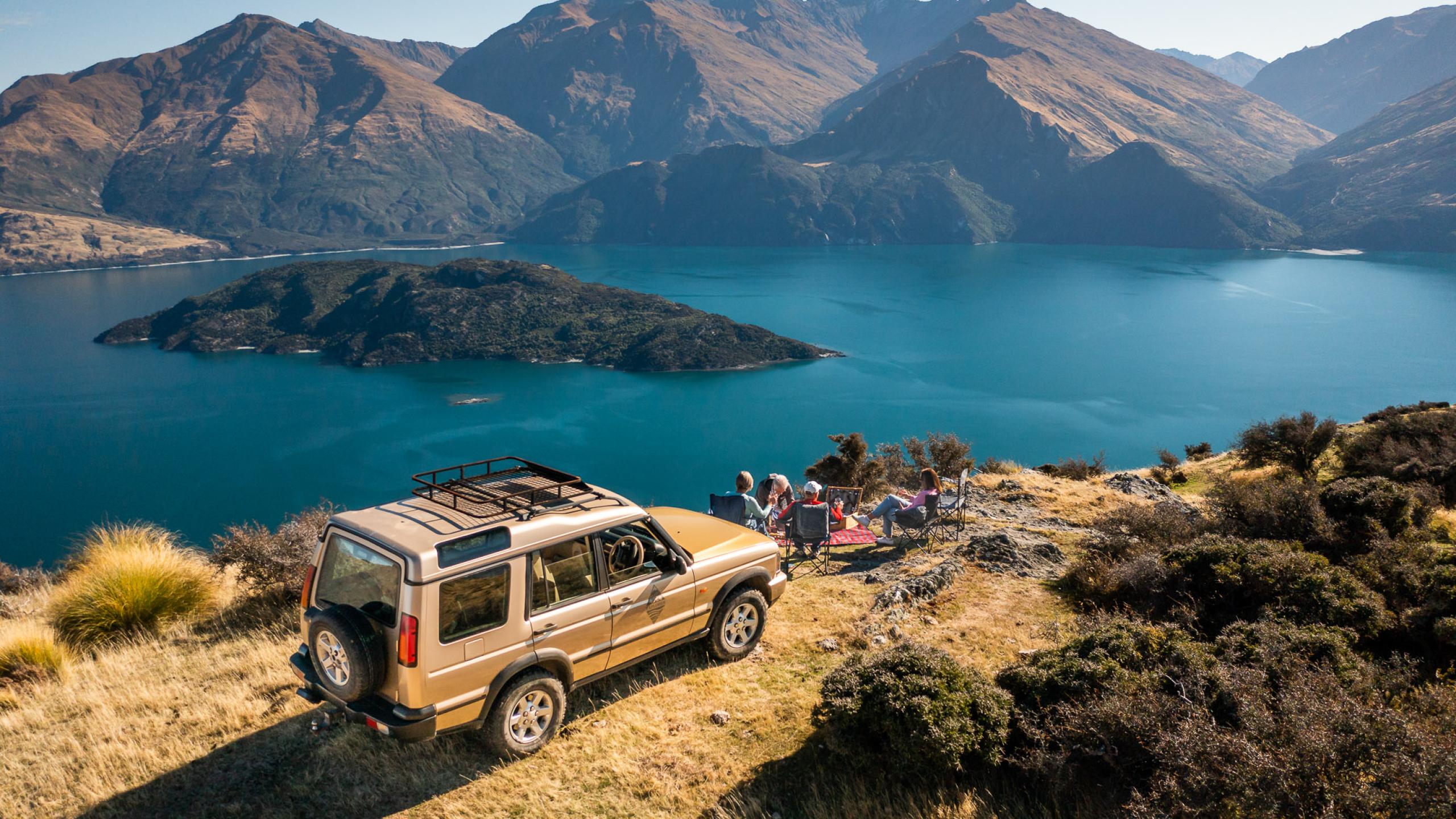 Wanaka 4x4 Explorer 4WD Tour and boat cruise