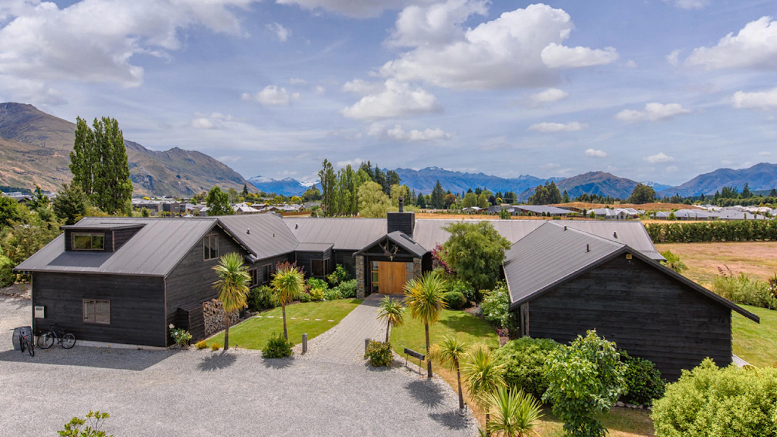 024 Open2view ID385885 71E Cardrona Valley2