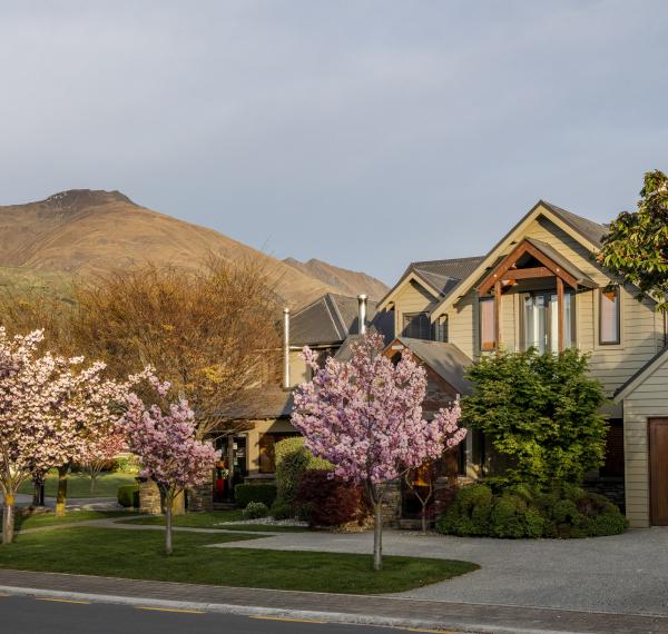  Wānaka Luxury Apartments thumbnail