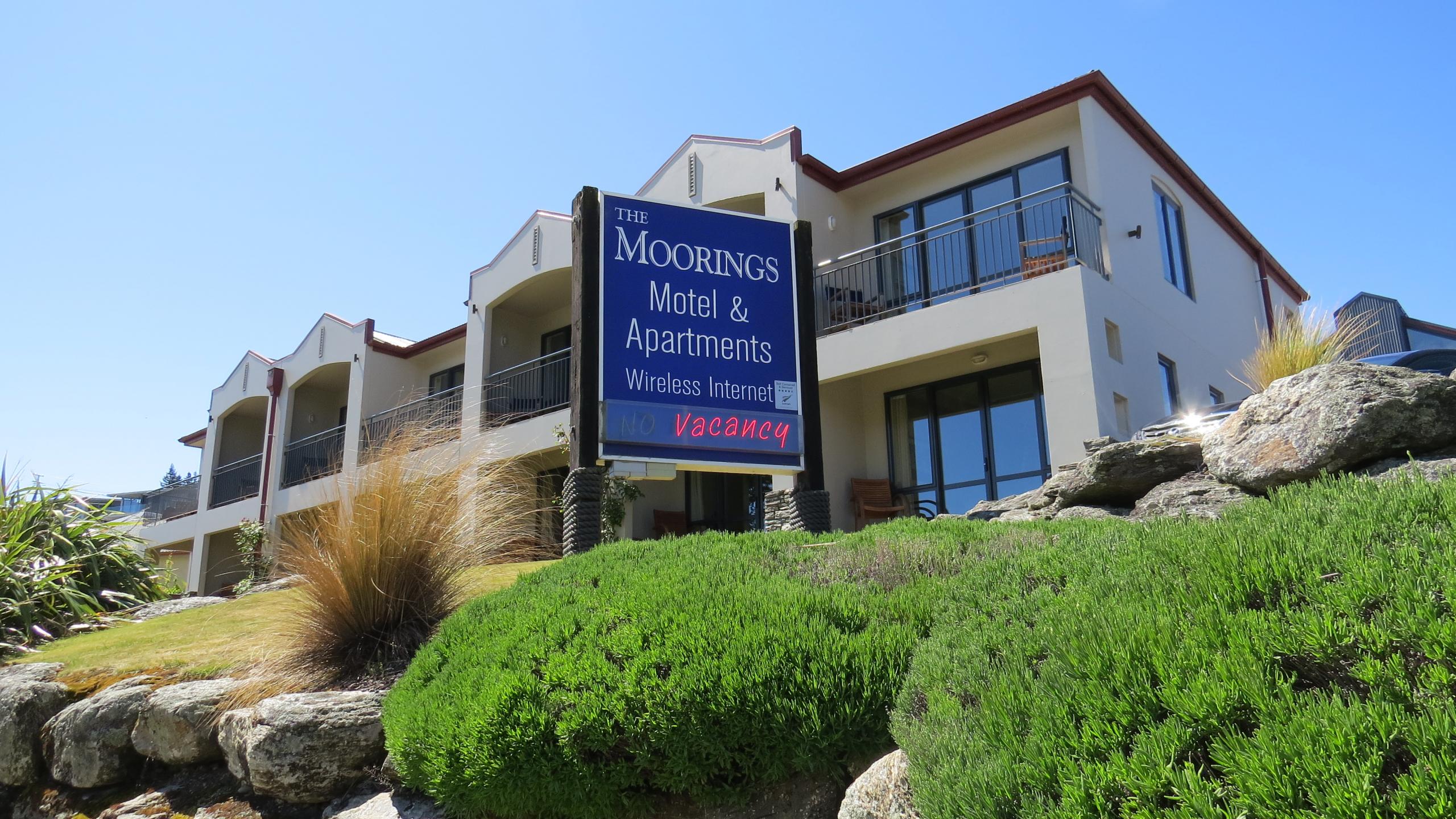 The Moorings 6