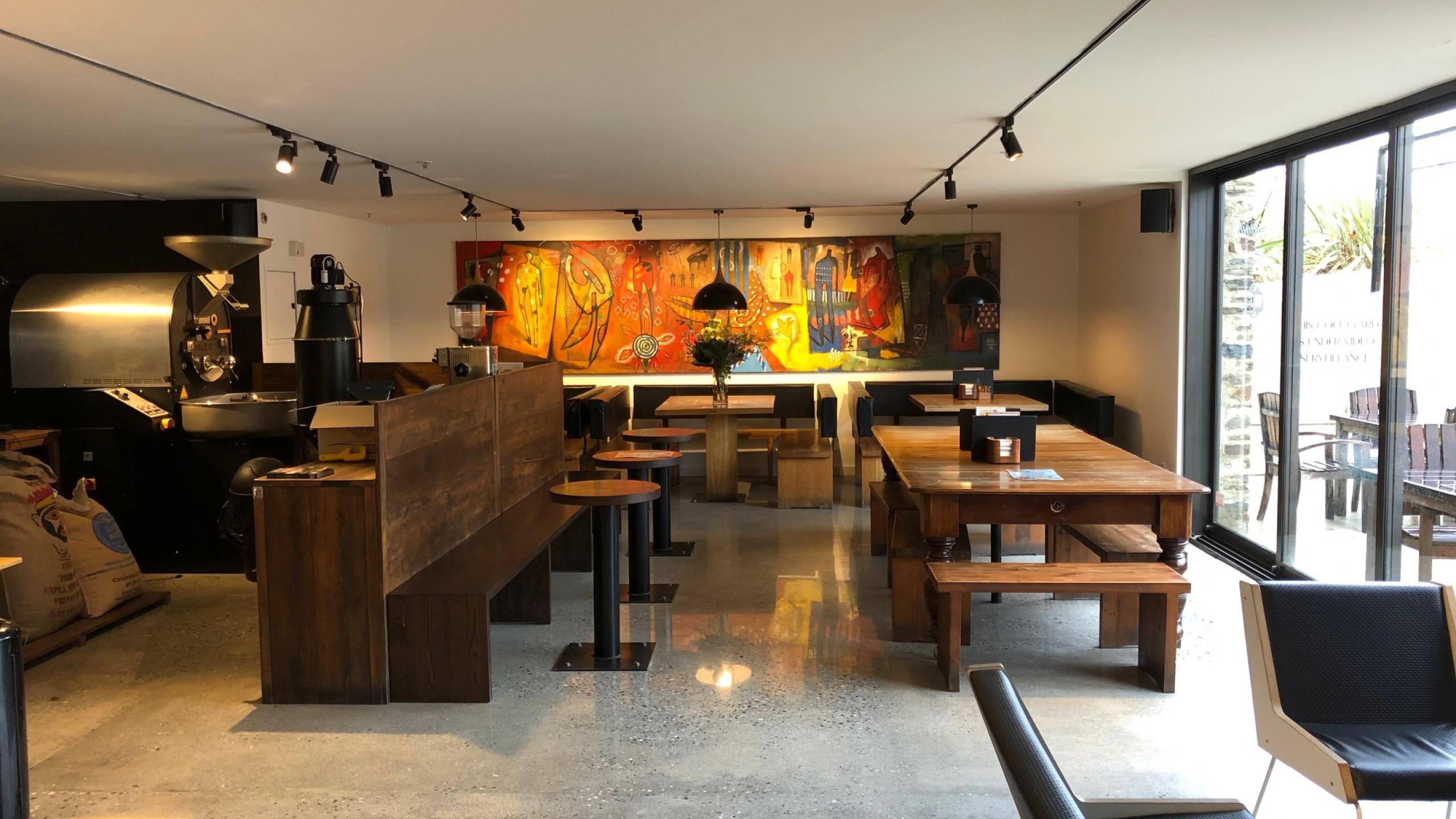 WanakaInsideCafe2