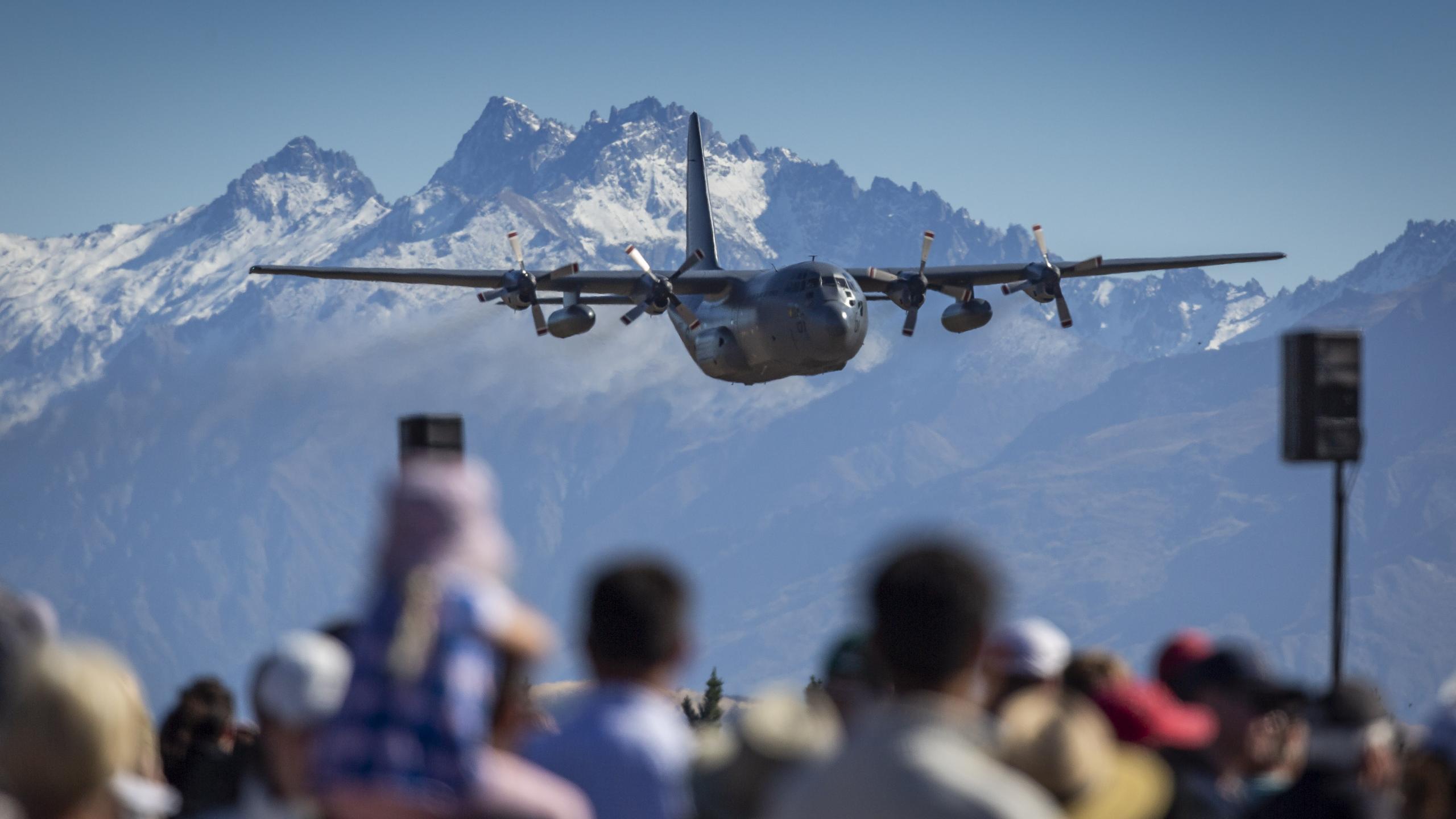  Warbirds Over Wanaka International Airshow thumbnail